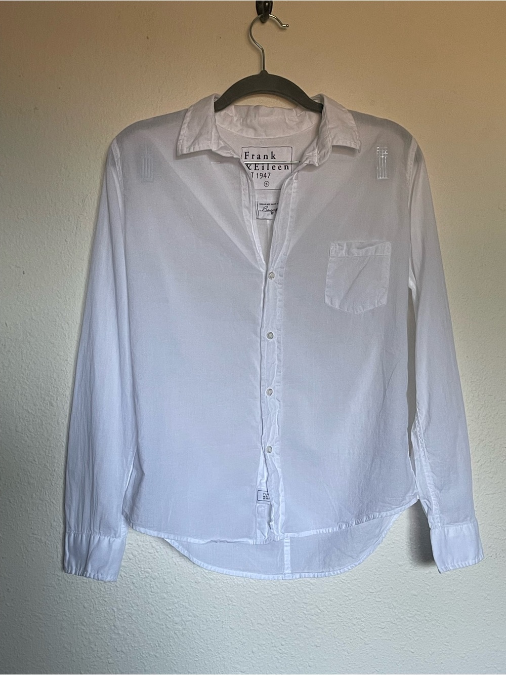 Frank & Eileen White Barry Button Up Shirt Size S Slim Tailored Cotton Classic